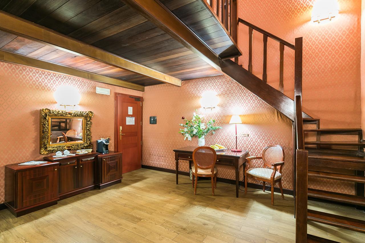 Galles Hotel 3*