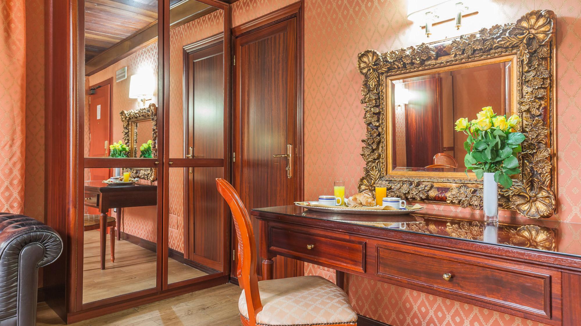 Hotel Galles