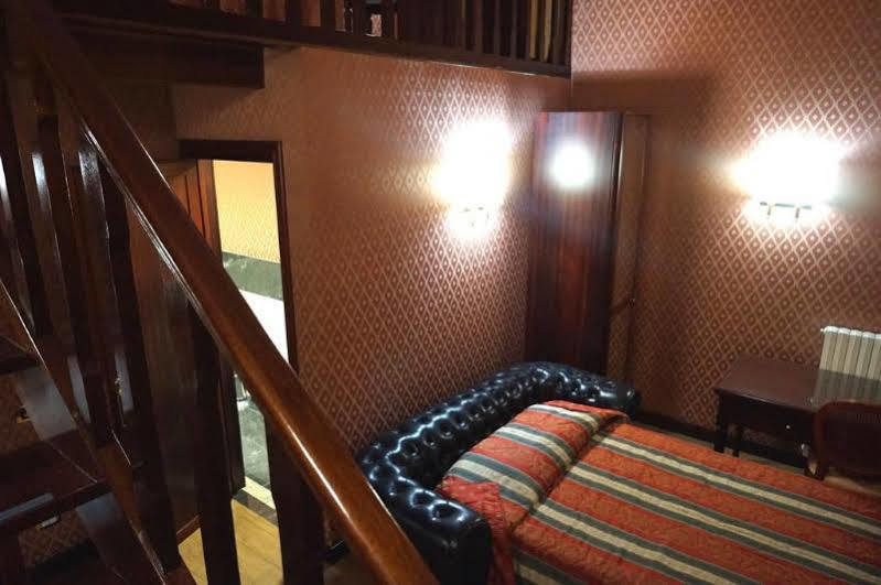 Hotel Galles