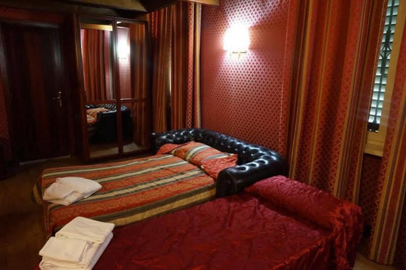 Galles Hotel 3*